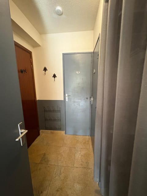 Appartement avec piscine à 600 m de la plage Le Vallon du Roy Apartment in Sanary-sur-Mer