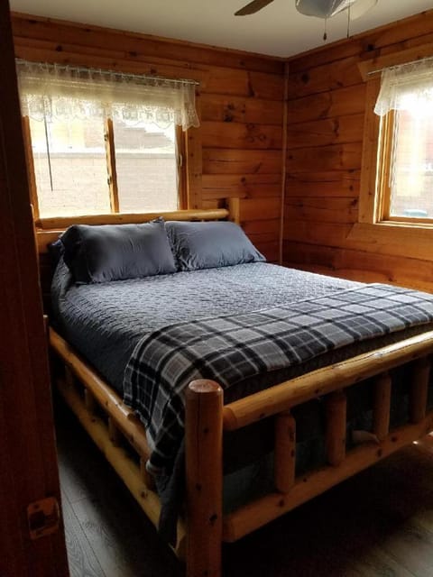 Warrens Cabin Cabin in Warrens