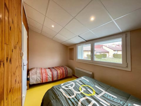 Gîte paisible près du Puy-en-Velay, 2 chambres, proche Lac du Bouchet - FR-1-582-341 House in Auvergne-Rhône-Alpes