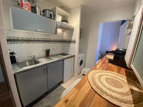 Communal kitchen, stove