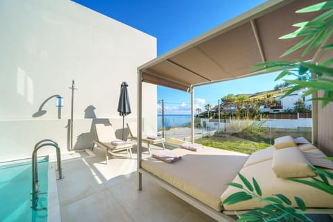 Sea view, Swimming pool