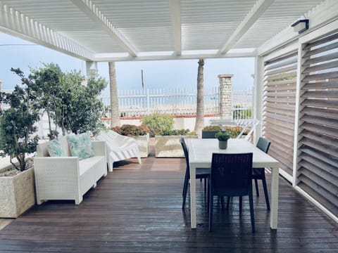 Dining area, Sea view