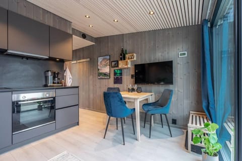 TV and multimedia, Coffee/tea facilities, Kitchen or kitchenette, Living room, Dining area, dishwasher, oven, stove, kitchen