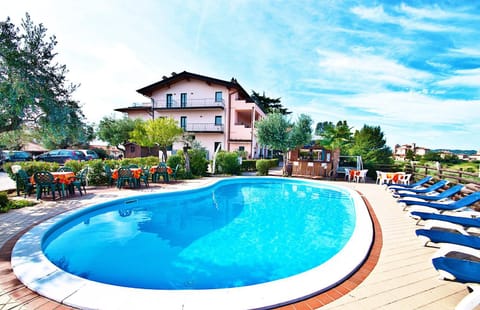 Other, Decorative detail, Swimming pool, Swimming pool