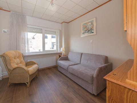 Holiday Home Ruiterlaan by Interhome House in Bredene