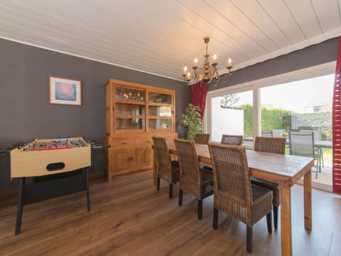Holiday Home Ruiterlaan by Interhome House in Bredene