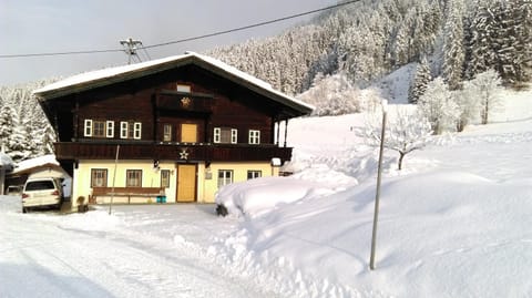 Property building, Winter