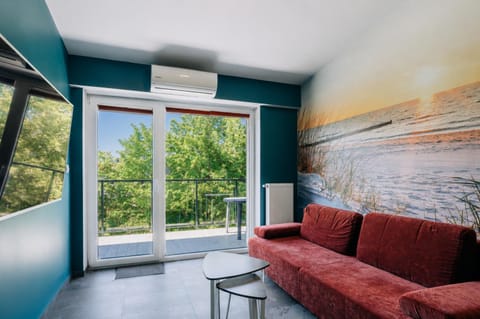 Living room, Seating area, air conditioner