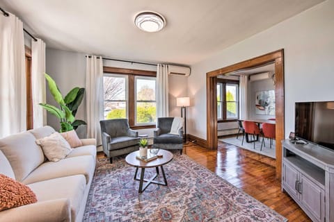 Home 2 Mi to Hersheypark Work and Play! House in Hershey