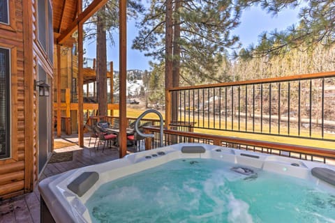 Walk to Ski Lift Gem with Hot Tub in Big Bear Lake House in Big Bear