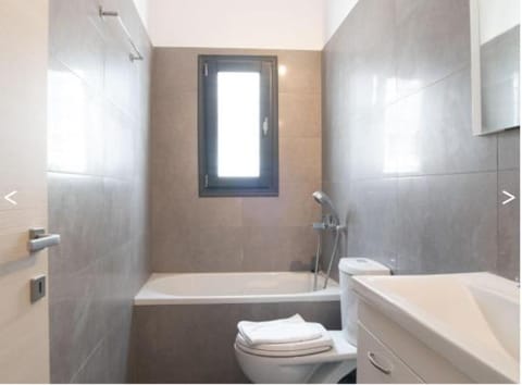 Nomad Central Apartment in Paros