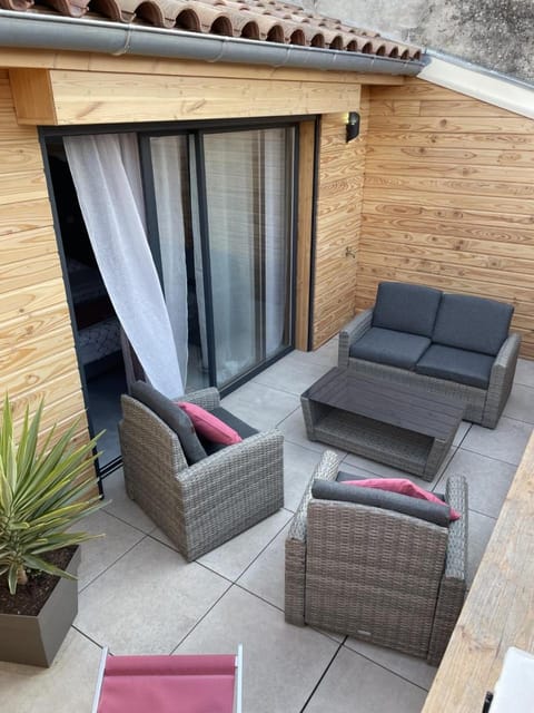 Patio, Balcony/Terrace