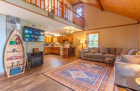 Cherokee Lake Cottage by Staycating House in Cherokee Reservoir