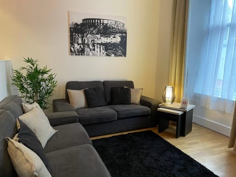 Heart of George Street 2 Apartment in Oban