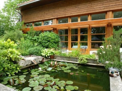 Le Clos Chedeville Bed and Breakfast in Chartres