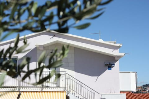 Facade/entrance, Property logo or sign