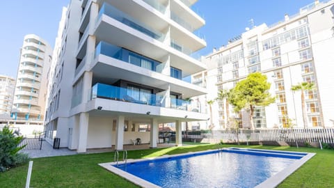 Property building, Swimming pool