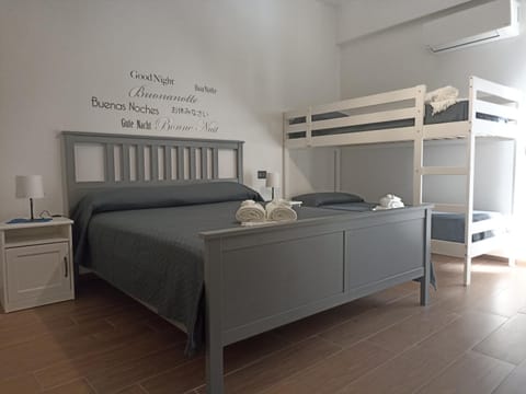 bunk bed