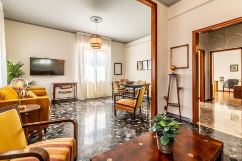 Communal lounge/ TV room, Living room