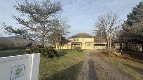 Property building, Garden view