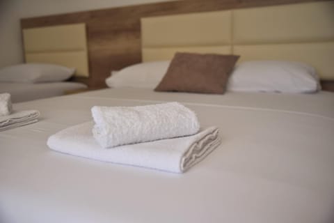 Apartments kupi ul rudaj 41 Bed and Breakfast in Ulcinj Municipality