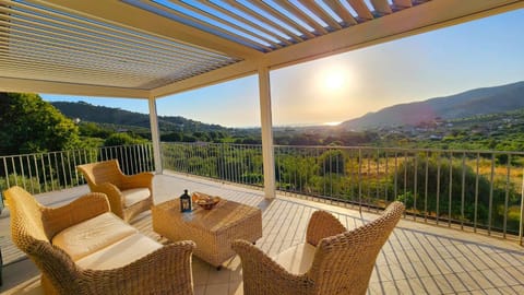 Natural landscape, Balcony/Terrace, Balcony/Terrace