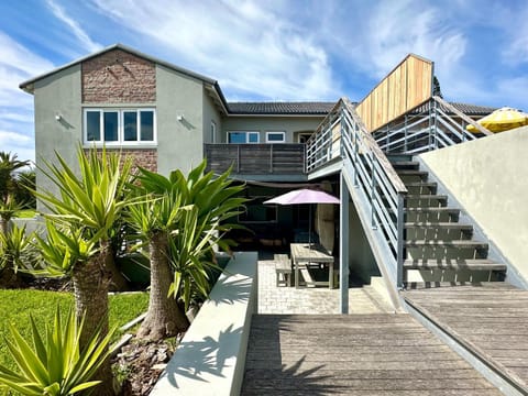 Boardrooms Kite Accommodation Bed and Breakfast in Cape Town