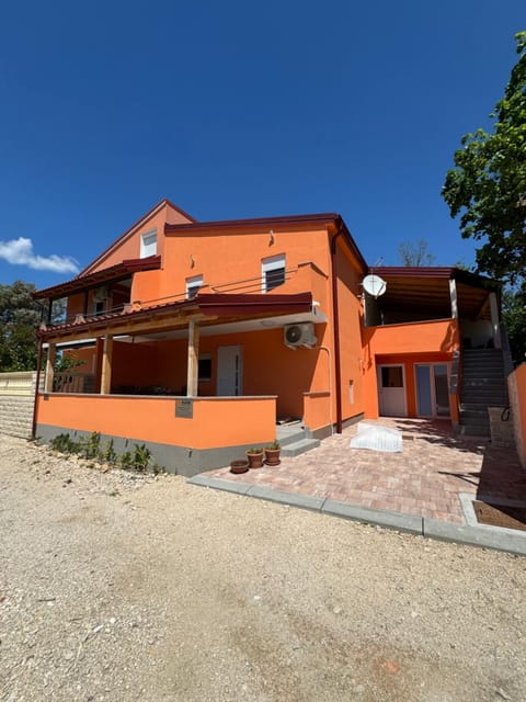 Property building, Day