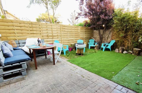 Garden, Garden view, sunbed