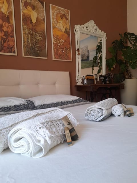 Bedroom, hair dryier, towels