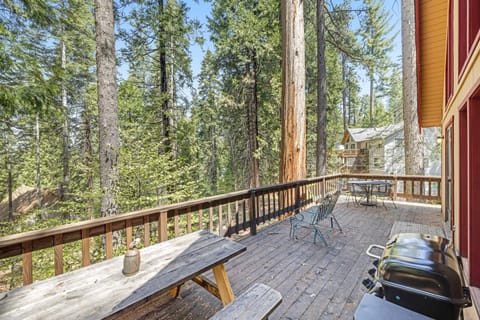 Tranquility in the Woods House in Arnold