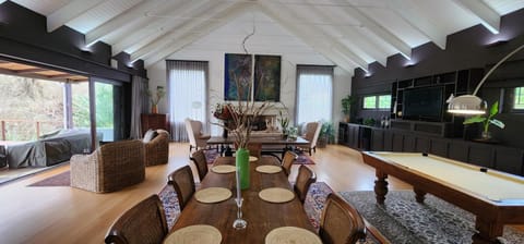 DE LUC FARMHOUSE Ultimate Country Privacy Villa in Franschhoek