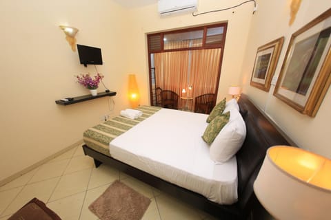 TV and multimedia, Bedroom, Area and facilities