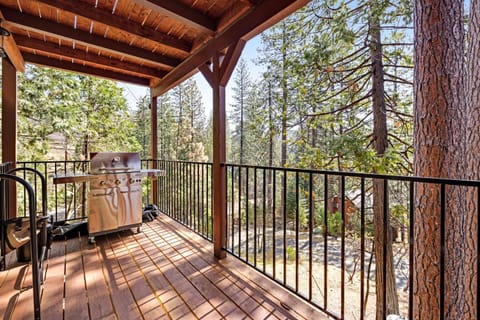 Paws Place House in Arnold