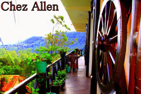 Facade/entrance, Property logo or sign, On site, City view, Garden view, Lake view, Landmark view, Mountain view, Street view