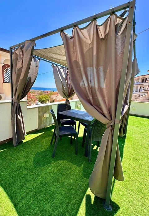 Bellavista luxury apartments House in La Caletta