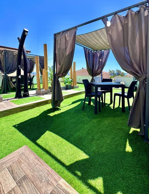 Bellavista luxury apartments House in La Caletta