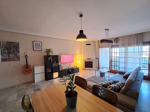 TV and multimedia, Living room