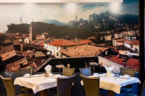 Hotel Doria Hotel in Nago–Torbole