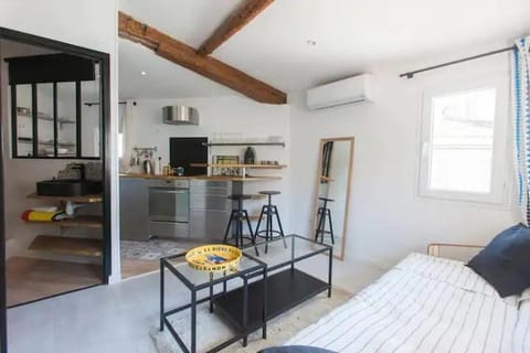 LaFrenchCasa La Plaine Apartment in Marseille