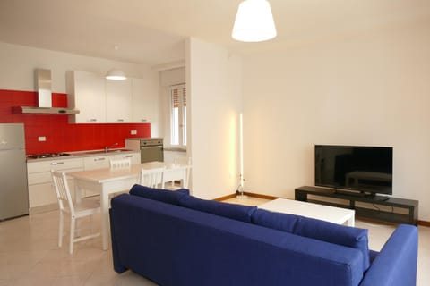 Kitchen or kitchenette, kitchen