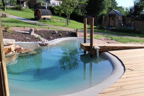 Swimming pool, Swimming pool