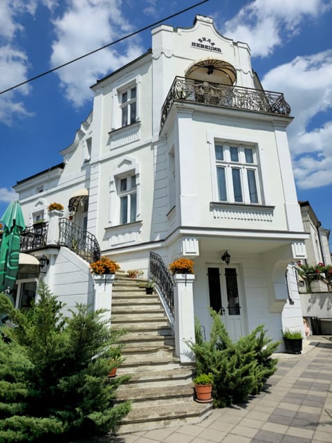 Devedzic Hotel in Serbia