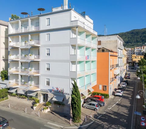 Property building, Neighbourhood