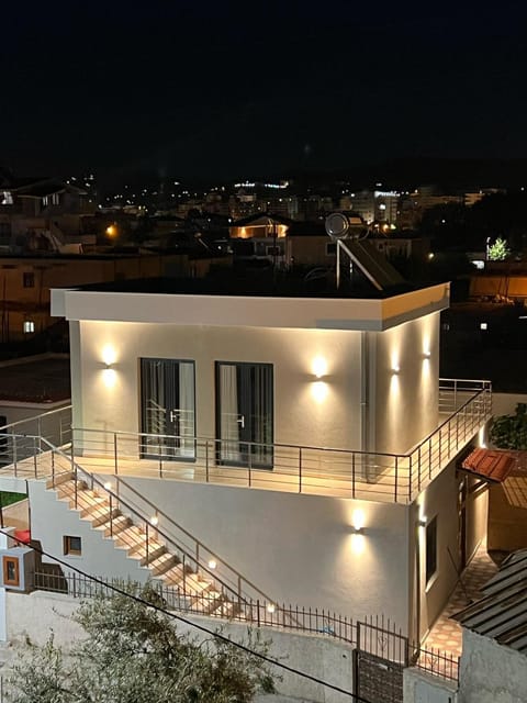 Property building, Night, View (from property/room), Balcony/Terrace