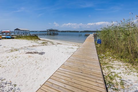 Summer House West 201A House in West Beach