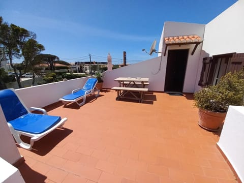 Property building, Balcony/Terrace