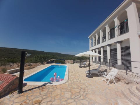 Property building, Swimming pool