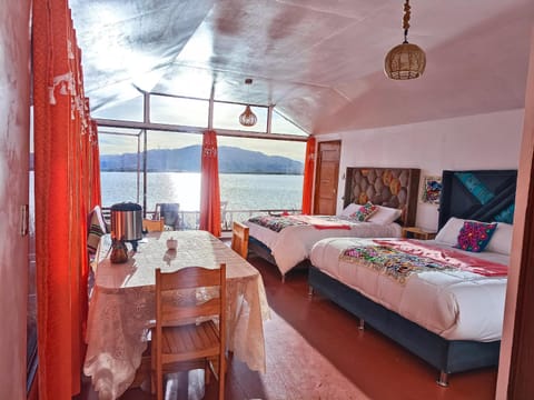 Bed, Natural landscape, Bedroom, Sea view, Breakfast, Sunset