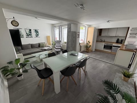 Kitchen or kitchenette, Dining area, stove, kitchen